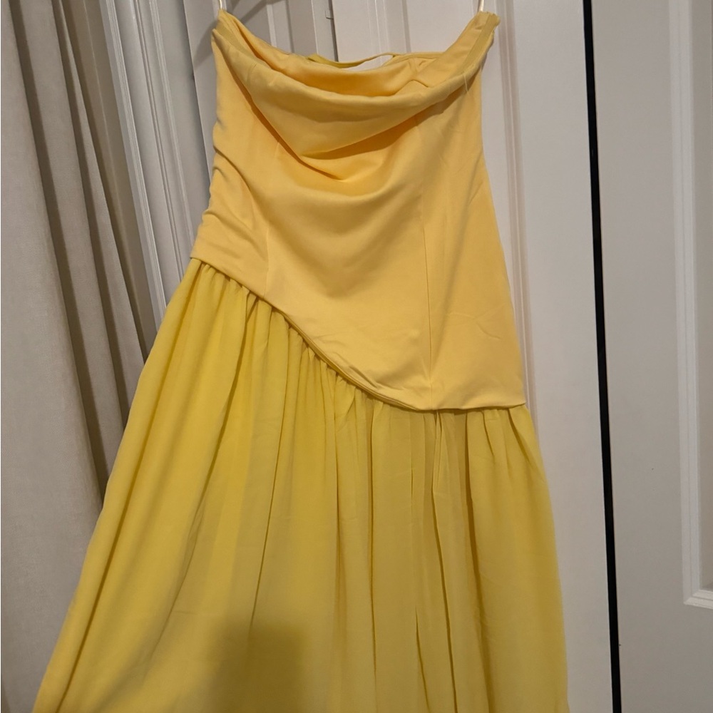 Elegant Yellow Strapless Dress